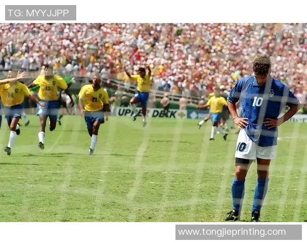 足球巨星27号领衔球场风采 展现无与伦比的技艺与精神